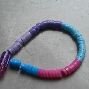 Pulsera rosado-blanco, morado, turquesa, rosado y azul
